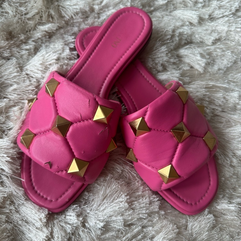 Hottie Hot Pink Valentino Studded Flats